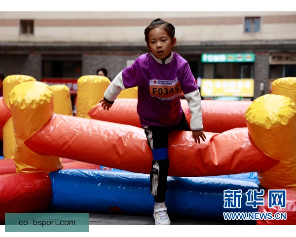 障碍追逐推坡练习走红，新手应先掌握重心
