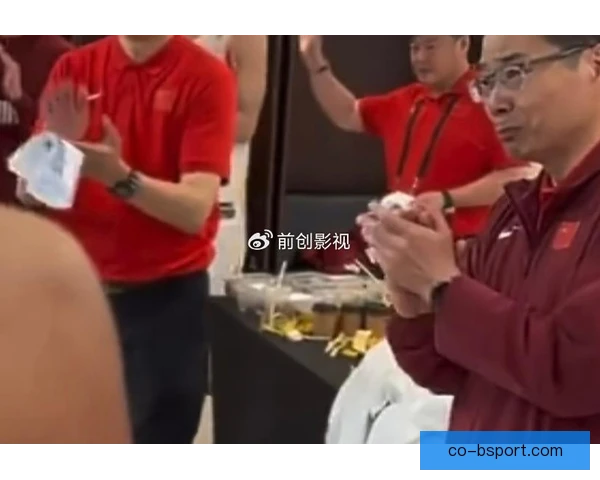 某队长更衣室发声稳住军心，球队凝聚力明显回升